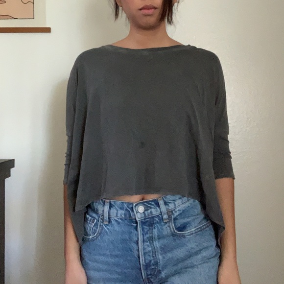 Open Lace Back // - Picture 2 of 5